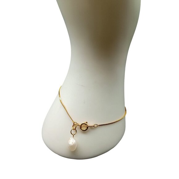 Dainty Vintage Gold-Tone Chain Bracelet with Freshwater Rice Pearl Drop Pendant - Picture 3 of 5
